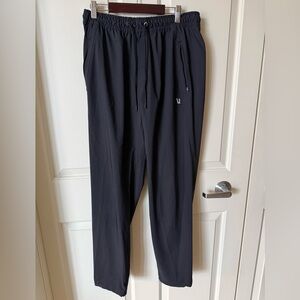 Vuori Men's Tech Joggers/Performance Fabric /Size M